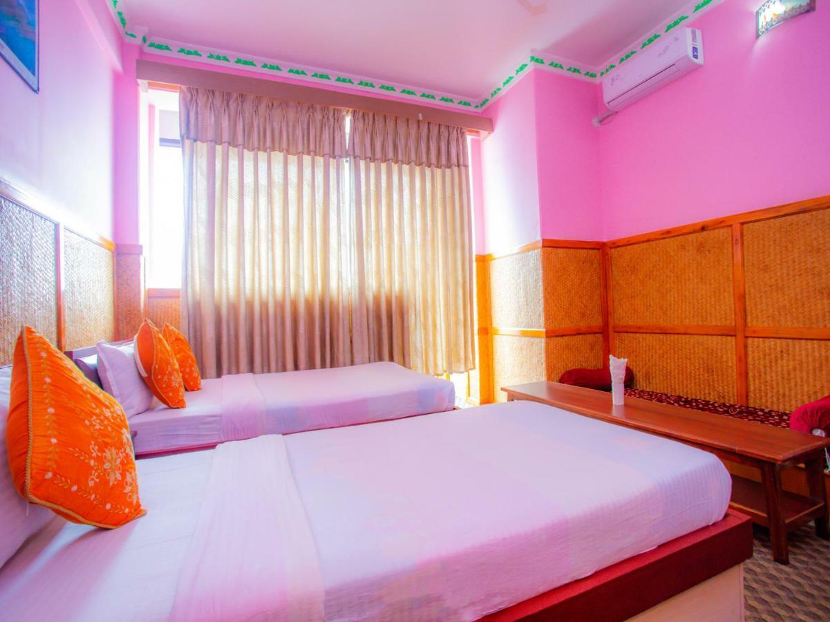 Pokhara Deep Sagar Hotel Exterior foto